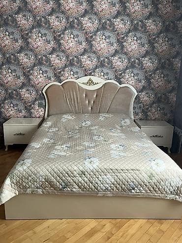 Zövqlü klassik yataq dəsti satılır 🛏️🤍 Çox gözəl və zövqlü yataq + 2
