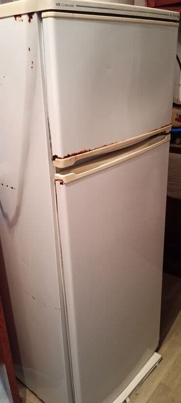 soyuducu qutu: Б/у 2 двери Cinar Холодильник Продажа, цвет - Белый, С колесиками — 1