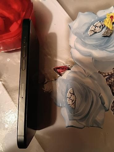 iphone 6 ve 6s: 128 GB, Qara, Simsiz şarj — 7