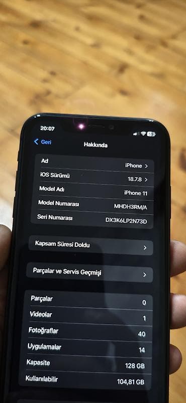 iphone 16 pro max dubai: IPhone 11, 128 GB, Black Titanium, Simsiz şarj, Face ID — 4