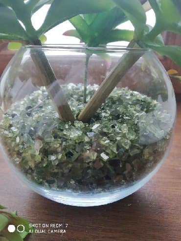 цветы искусственные: ИКЕА дерокация : 3 каменных цветка (искусственные).,щебень зелёного — 5