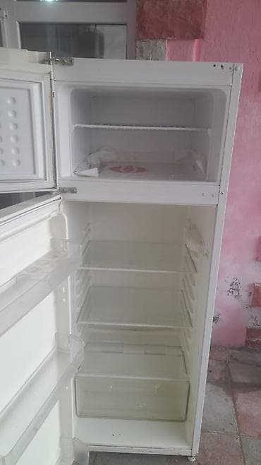 soyuducu islemis: İki qapılı soyuducu (yuxarıda dondurucu bölmə) - Klassik ağ korpus — 2