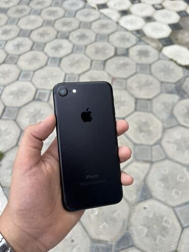 iphone 8 plus islenmis: IPhone 7, 32 GB, Qara, Barmaq izi — 1