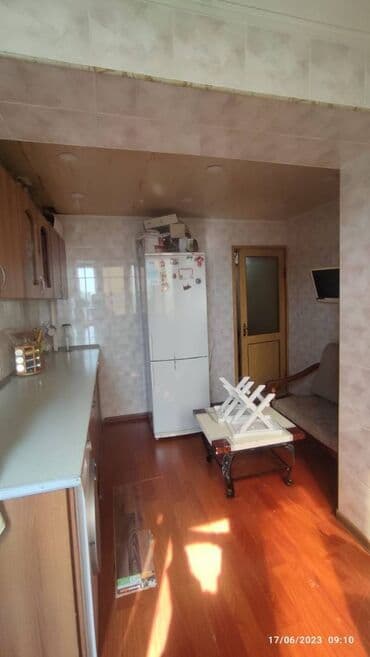 7 ci mikrorayon yeni tikili: Nərimanov rayonu,Сeyhun Hacıbəylidə, Hərbi prokroturanin arxasinda 9 — 9