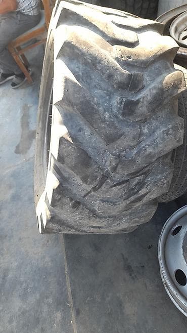 passat disk: Ağır texnika üçün şin və rezin materiallar - Traktor/yerqazan və — 4
