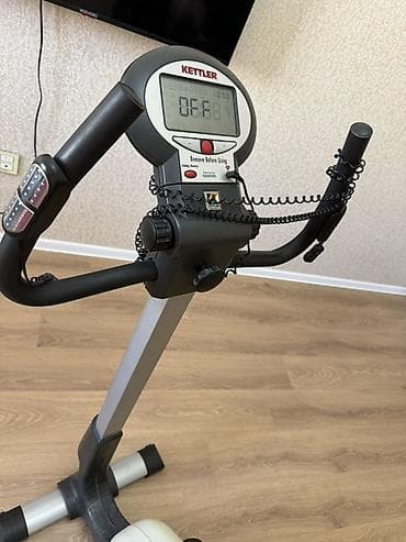 Maskalar, eynəklər: Satılır 250manata padvalda qalıb bir yanına sarı leke düşüb yaxşı — 3