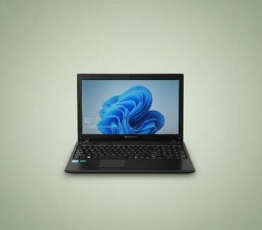 Intel Core i3, 4 GB, 15.6 "