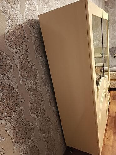 vitrin satisi: Şüşəli dolab vitrini, İşlənmiş, Ünvandan götürmə — 2