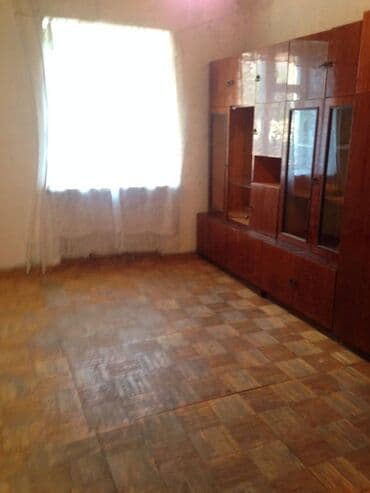 ist petrol tbilisi prospekti: Bakı, 3 otaqlı, Köhnə tikili, 80 kv. m — 2