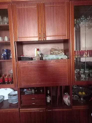 Mebel dəsti – klassik bufet/vitrin şkafı - Material: taxta əsaslı