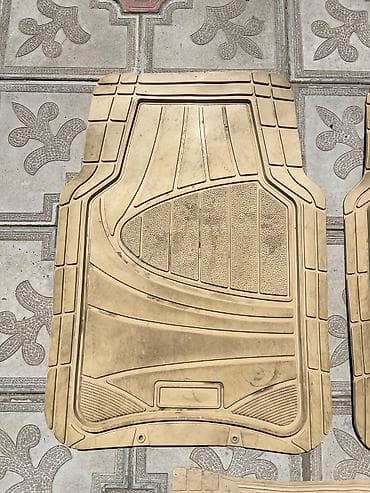 Avtomobil üçün ayaqaltı, Rezin