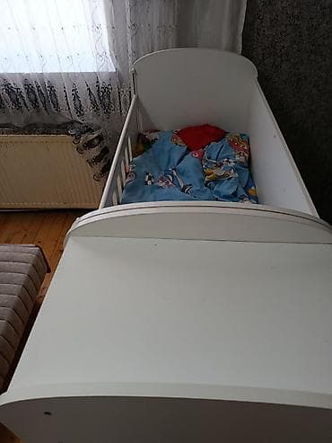 carpay: Oğlan və qız üçün, İşlənmiş, Dördbucaq, Beşik, Matras ilə, Yellənmə mexanizmsiz — 2