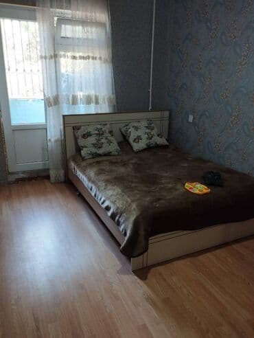 dasinmaz emlak agstafa: Bakı, Bakıxanov qəs., 3 otaqlı, Köhnə tikili, 80 kv. m — 3