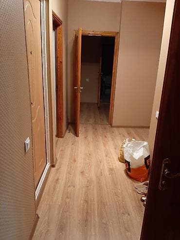 binə menzil: Kirayə mənzil – 2 otaqli 3e peredelka əşyaları ilə kondisioner var — 6