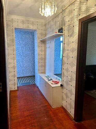 bine qesebesinde ev: Sabunçu rayonu,Razin,Asan xidmətin yanında,9 mərtəbənin,1-ci — 9