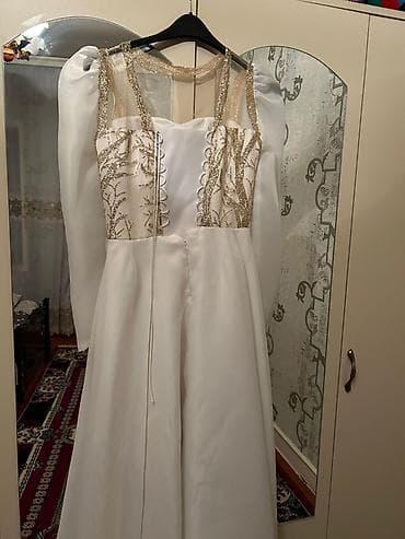 ağ xına: 400azna alınıb 150 azna satılır 1 defe geyinilib tezeden hech bir — 4