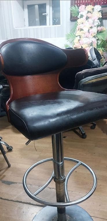 Reklam lövhələri: Bar Oturacagı 1 ədəd təzə kimi mexanizm işləyir — 1