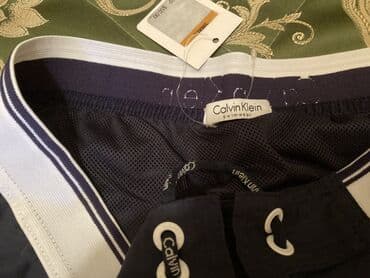 детский костюм для плавания: Üzmək üçün şort-plavki, Calvin Klein, ölçü S, Madrid-İspan, təzə, 3 — 5