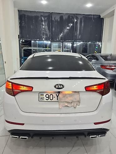 mersedes e klass: Kia Optima: 2 l | 2013 il Sedan — 2