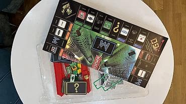 кожаная куртка бу: Satilir butun parcalari icindedir monopoly imperia versiyasıdır çox — 2