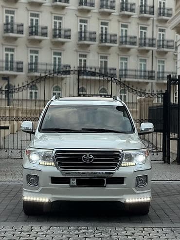 Nəqliyyat: Toyota Land Cruiser: 4 l | 2013 il Ofrouder/SUV — 2