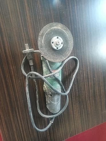 Alətlər dəsti – daşınma çamadanında 1) Perforator: Bosch GBH 2-26 DRE — 2