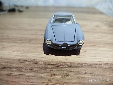 İncəsənət və kolleksiyalar: Masaüstü kolleksiya modeli – klassik kupe tipli metal oyuncaq — 3