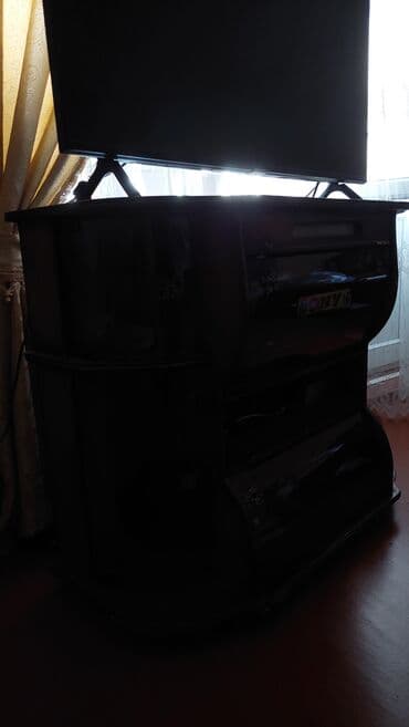 kohnə taxta: Düz TV altlığı, Polkalı, Taxtalı, Türkiyə — 6