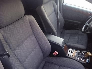 islenmis avtomobiller: - Disklər: Mercedes-Benz orijinal yüngül lehimli disklər (5 cüt şüalı — 6