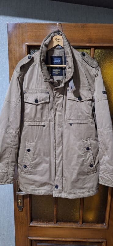 uzun kurtqa: CALAMAR kişi parkası – qum rəngi Xüsusiyyətlər: - Uzun kəsim, isti — 2