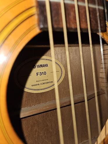 bas gitara: Akustik gitara, Yamaha, 6 sim, İşlənmiş, Ünvandan götürmə, Ödənişli çatdırılma — 5