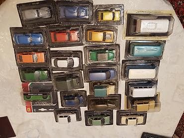 Deagostini və Kararama 1:43 Modelləri bir ədədi 20 azn 10 ədəd alana