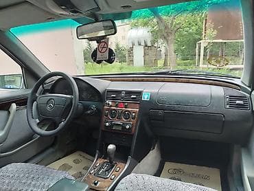 saipa 132 tuning: Mercedes-Benz C-Class: 2.3 l | 1996 il Sedan — 4