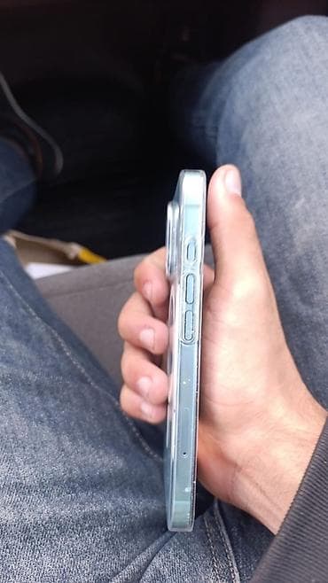 iphone 13 ikinci el: IPhone 16, 128 GB, Alpine Green, Simsiz şarj — 3