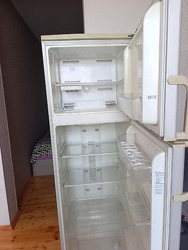 irşad electronics soyuducu: İşlənmiş 2 qapılı Beko Soyuducu Satılır, rəng - Gümüşü — 3