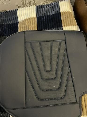 avtomobil oturacaq uzluyu: Məhsul: Avtomobil oturacaq üzlükləri dəsti Təsvir: - Rəng: tünd — 7