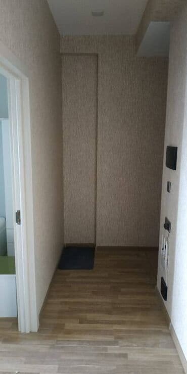 7 mikrorayon: Neftçilər metrosu yaxınlığında, 62 nömrəli məktəbin yanında, Yeni — 12