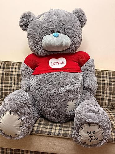kinder oyuncaqlar: Teddy ayı böyükdür uzunluğu təxmini 1.60 olar. Təzədir, hədiyyə alınıb — 2