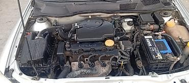 yuk baqajı: Opel Astra Caravan (universal) – gümüş rəng • Kuzov: universal (5 — 4