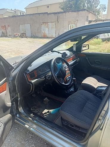 Avtomobil satışı: Samand sedanı Texniki xüsusiyyətlər və detallar: - Kuzov: 4 qapılı — 2