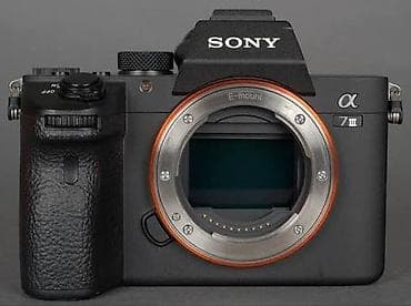 mp: Sony Alpha a7 III (E-mount) tam kadr güzgüsüz fotoaparat gövdəsi — 1