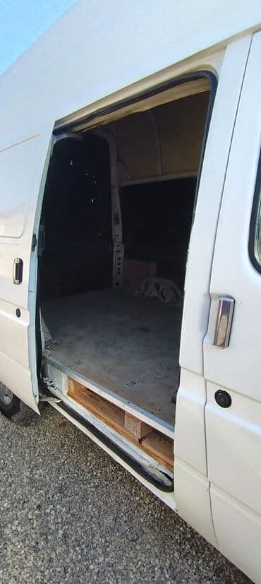 mercedes surətlər qutusu: Ford Transit: 2.5 l | 1999 il 8555607 km Van/Minivan — 16