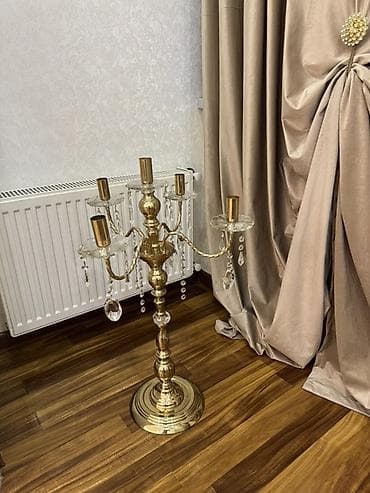 samdamlar: Zərif dizaynda podstvolu şamadan (kandelabr) - Material: parlaq — 2