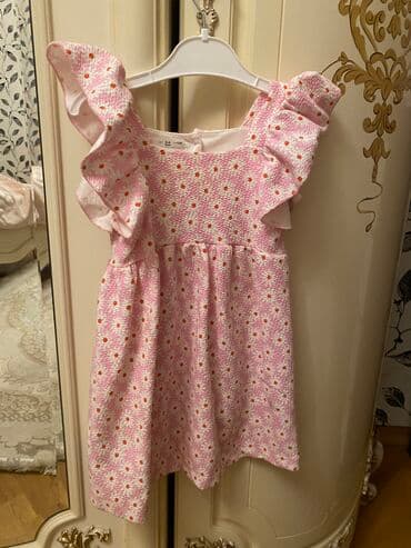 1 defe geyinilib, marka zara, olcu 3-4 yas ucun uygundur, qiymet 20