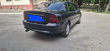 ferrari satilir: Opel Vectra: 2 l | 1996 il 330000 km Sedan — 4