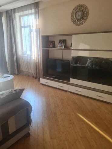 gunluk evler yasamalda: Yasamal rayonu (İnşaatçılar metrosu yaxınlığında) ərazisində inşa — 3