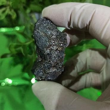 kimya dim vəsait: Qızılı parlaqlığı ilə göz oxşayan Təbii Daş Satılır | Nadir Kolleksiya — 9