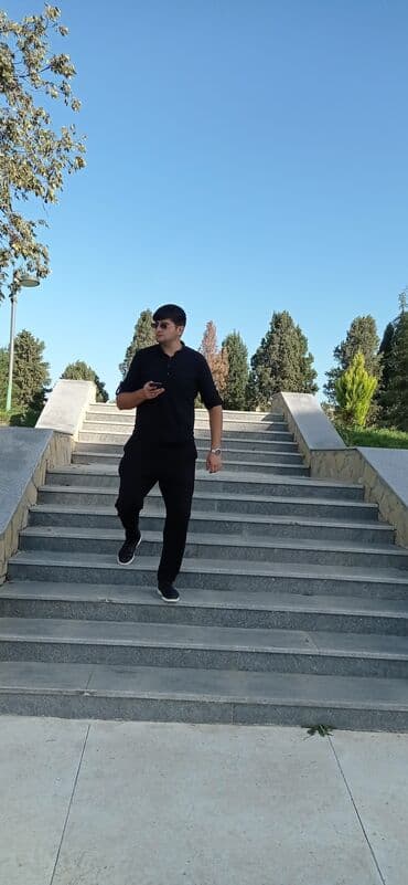 muhafize reisi: Muhafizə işi axtarıram yaş27 boy 195 — 1