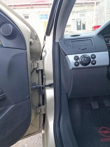 opel vektra a: Opel Astra: 1.4 l | 2004 il 28000 km Hetçbek — 5