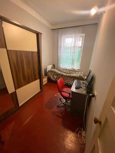 heyət evi: Bakıxanov qəs. 5 otaqlı, 130 kv. m, Orta təmir — 15